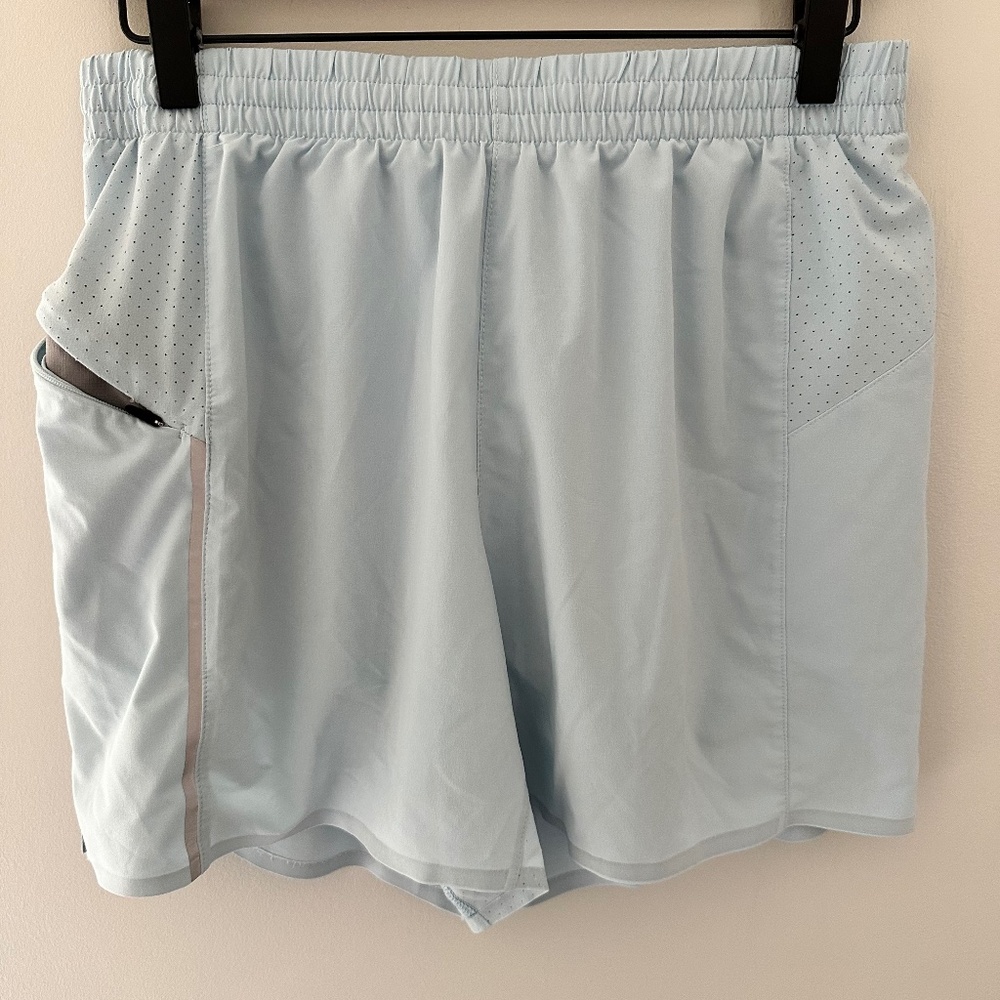 VRST Mens Shorts Light Blue SZ Medium Shorts Liner Lightweight Casual Athleisure